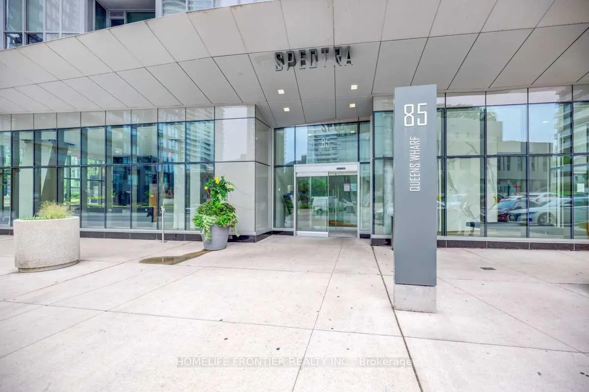 Photo 2 of Unit 2711, 85 Queens Wharf Road, Toronto, Waterfront Communities — HOMEH