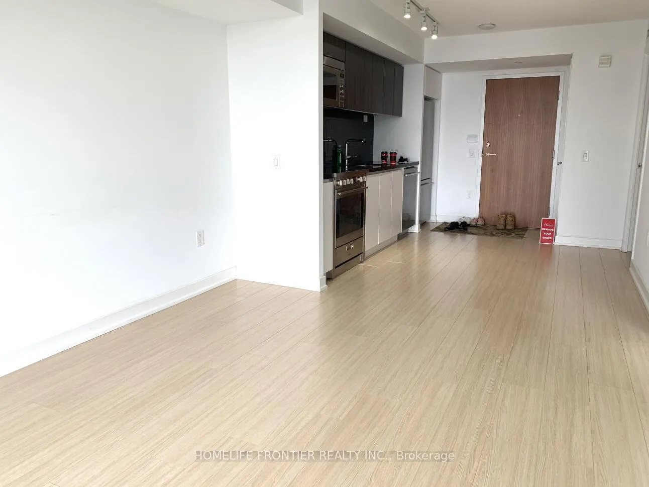 Photo 4 of Unit 2711, 85 Queens Wharf Road, Toronto, Waterfront Communities — HOMEH