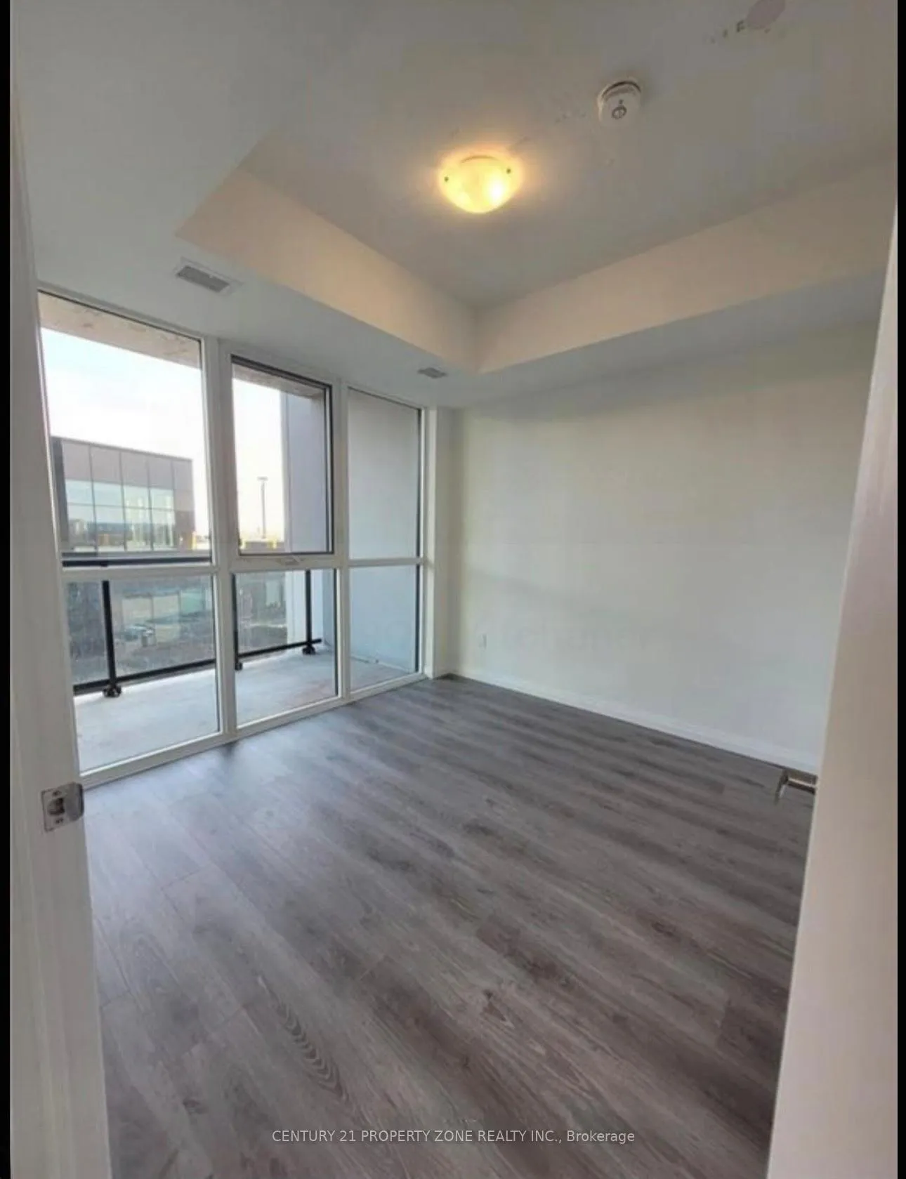 Photo 8 of Unit 902, 108 Garment Street, Kitchener, City Commercial Core — HOMEH