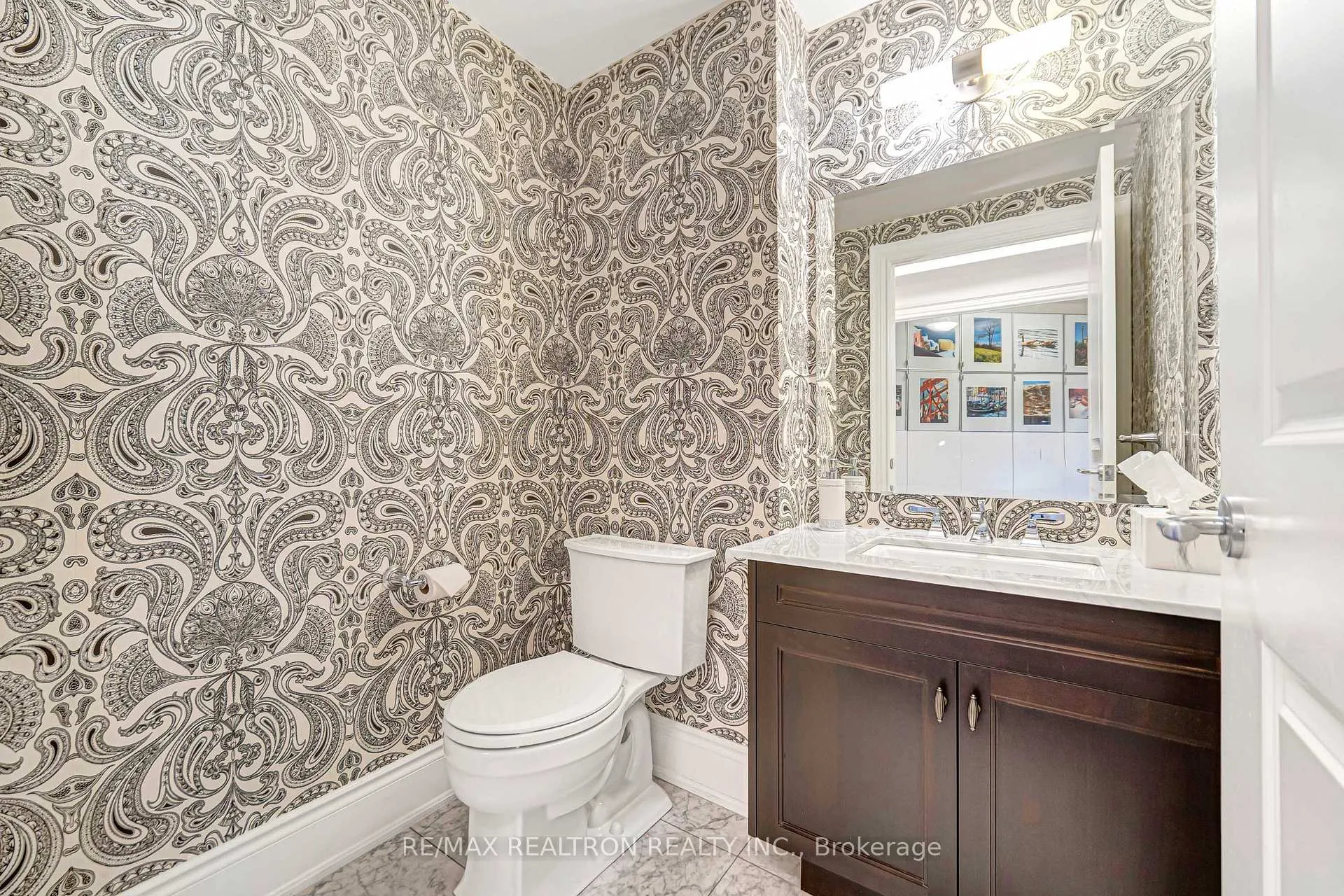 Photo 6 of Unit 314, 1717 Avenue Road, Toronto, Bedford Park-Nortown — HOMEH