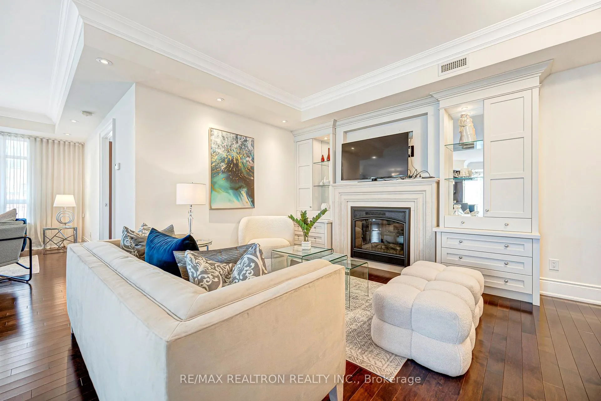 Photo 9 of Unit 314, 1717 Avenue Road, Toronto, Bedford Park-Nortown — HOMEH