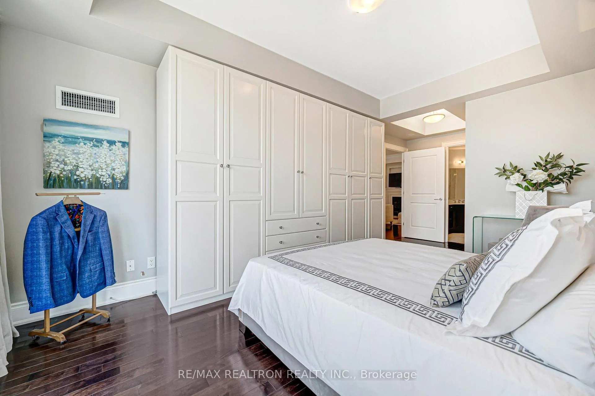 Photo 37 of Unit 314, 1717 Avenue Road, Toronto, Bedford Park-Nortown — HOMEH