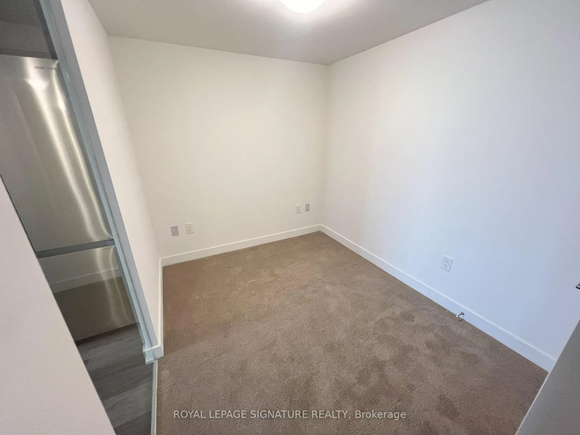 Photo 5 of Unit 2506, 1010 Sandy Beach Road, Pickering, Bay Ridges — HOMEH