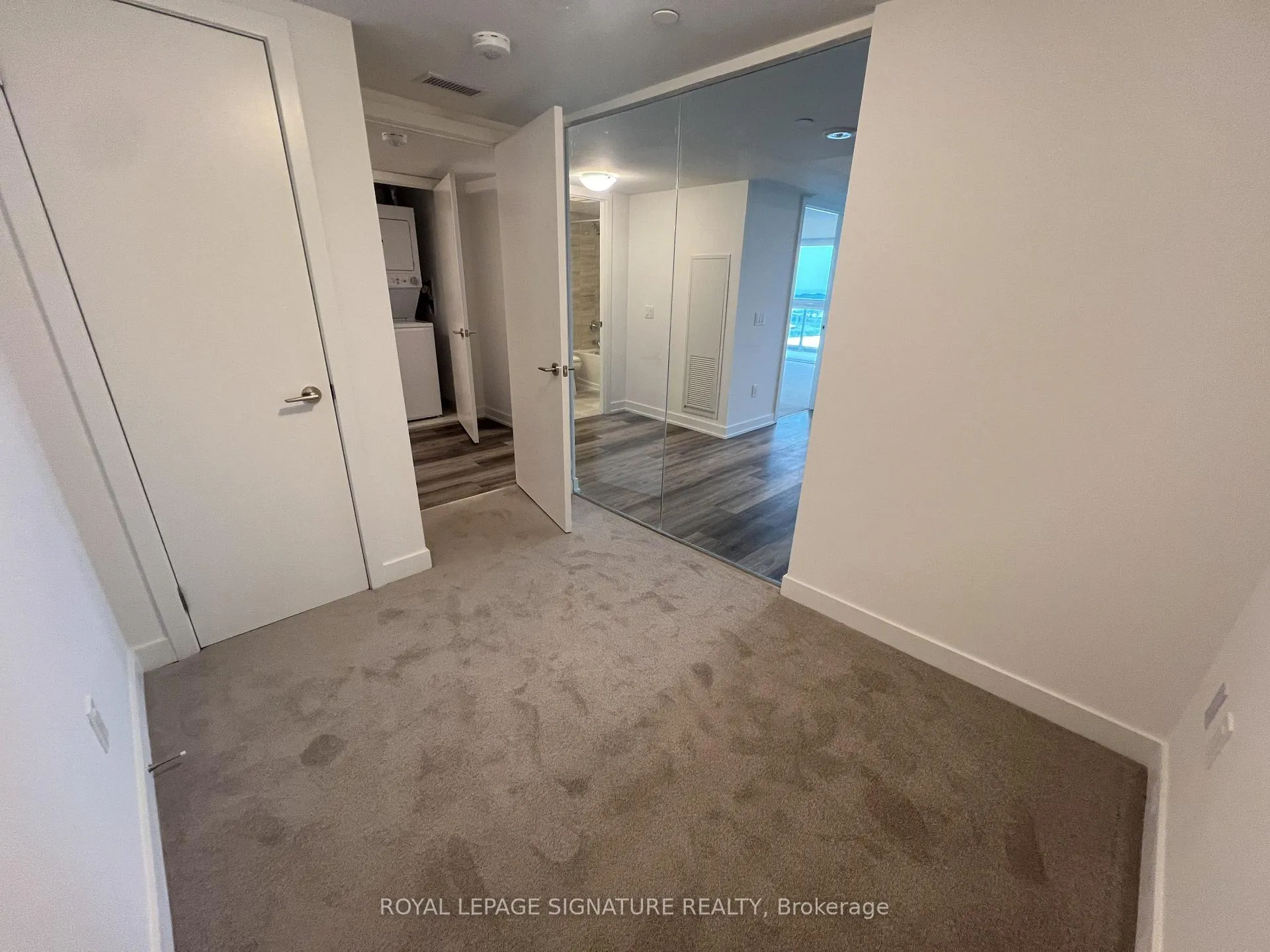 Photo 6 of Unit 2506, 1010 Sandy Beach Road, Pickering, Bay Ridges — HOMEH