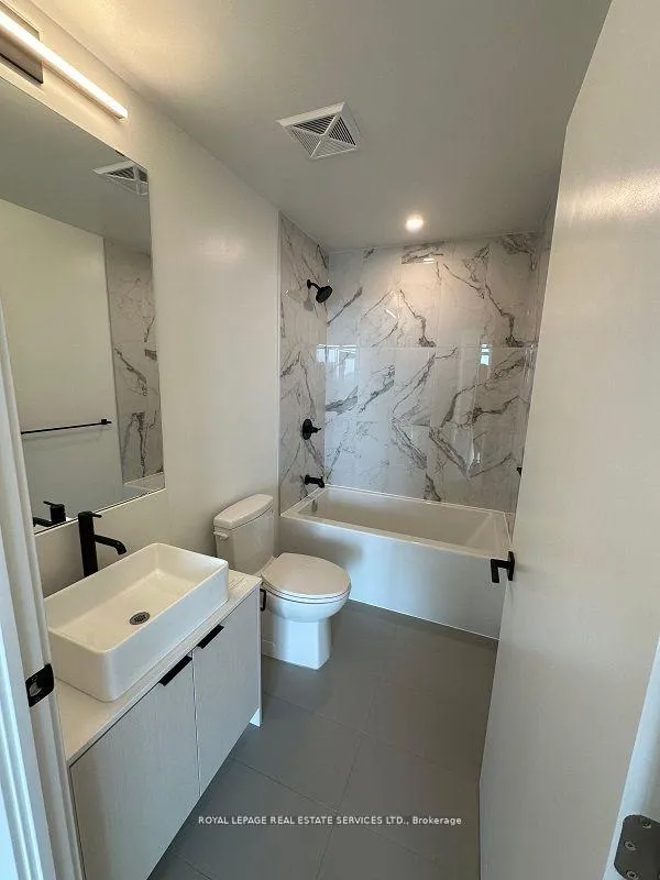 Photo 16 of Unit 1312, 10 Graphophone Grove, Toronto, Dovercourt-Wallace Emerson-Junction — HOMEH