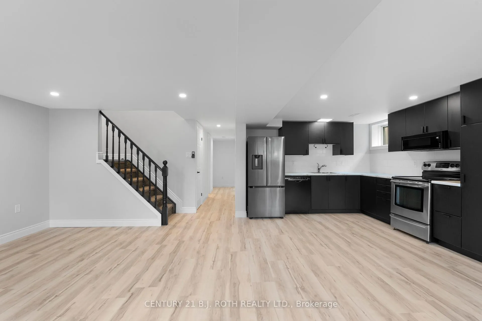 Photo 5 of Unit Basement, 207 Lillian Crescent, Barrie, Sunnidale — HOMEH