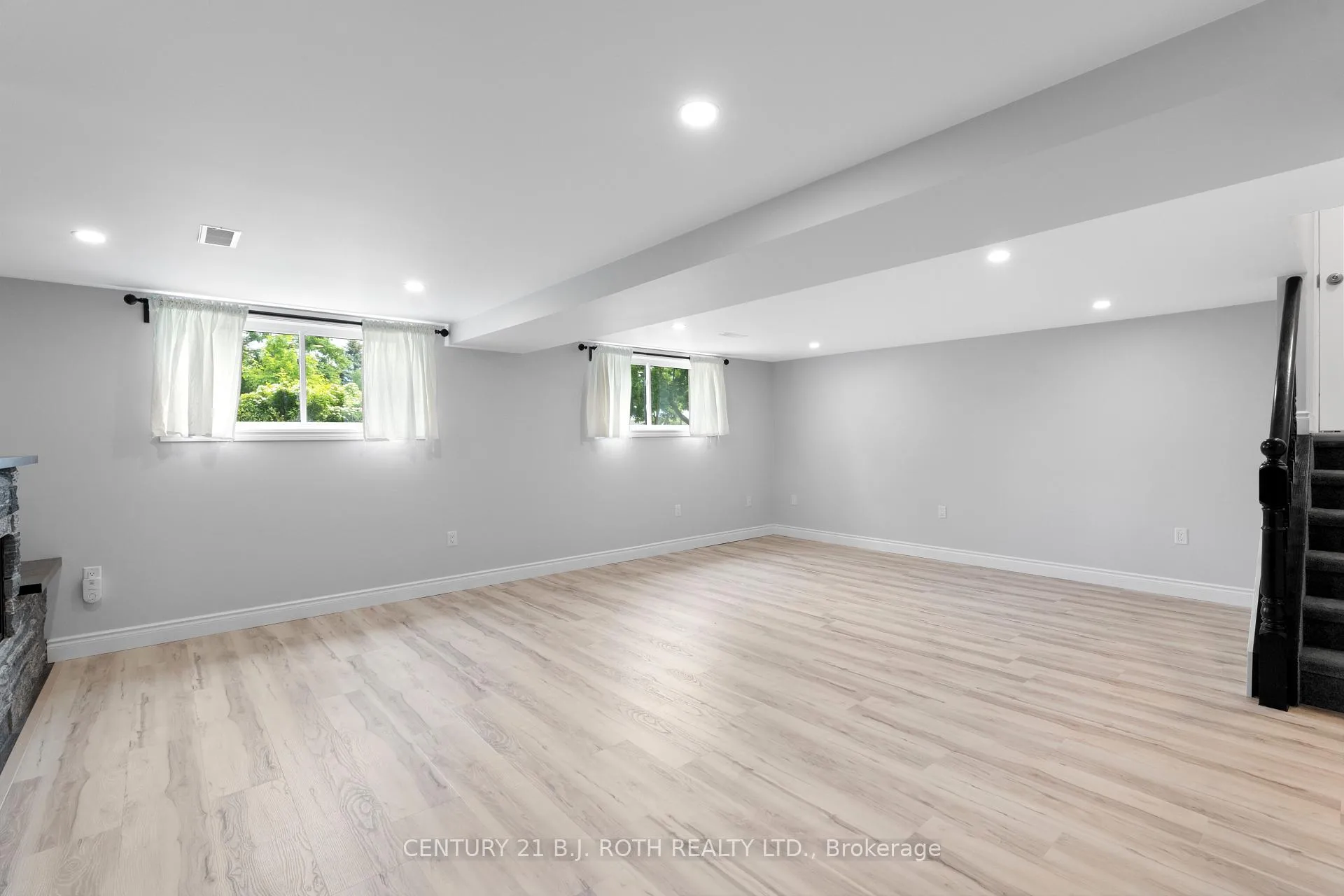 Photo 10 of Unit Basement, 207 Lillian Crescent, Barrie, Sunnidale — HOMEH