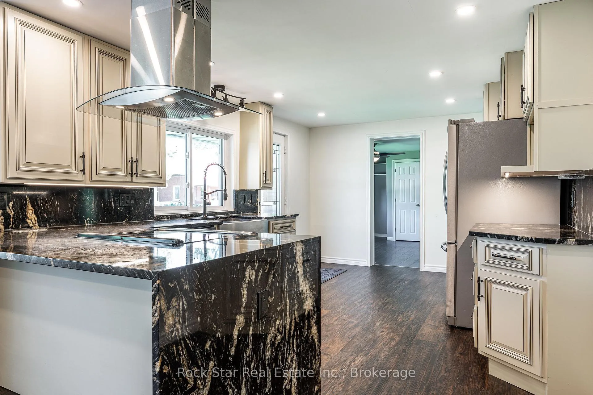 Photo 14 of 6989 Rutherford Street, Perth East, Millbank — HOMEH