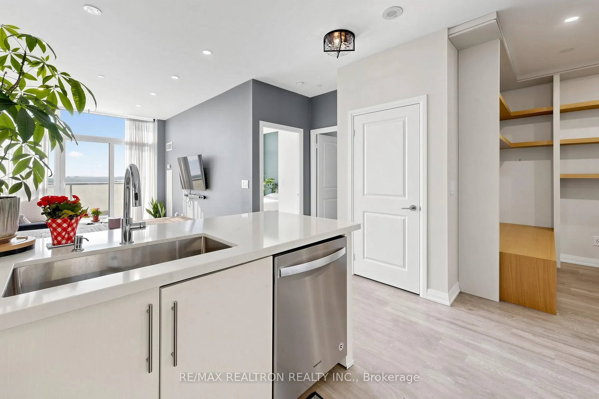 Photo 19 of Unit PH06, 65 Oneida Crescent, Richmond Hill, Langstaff — HOMEH