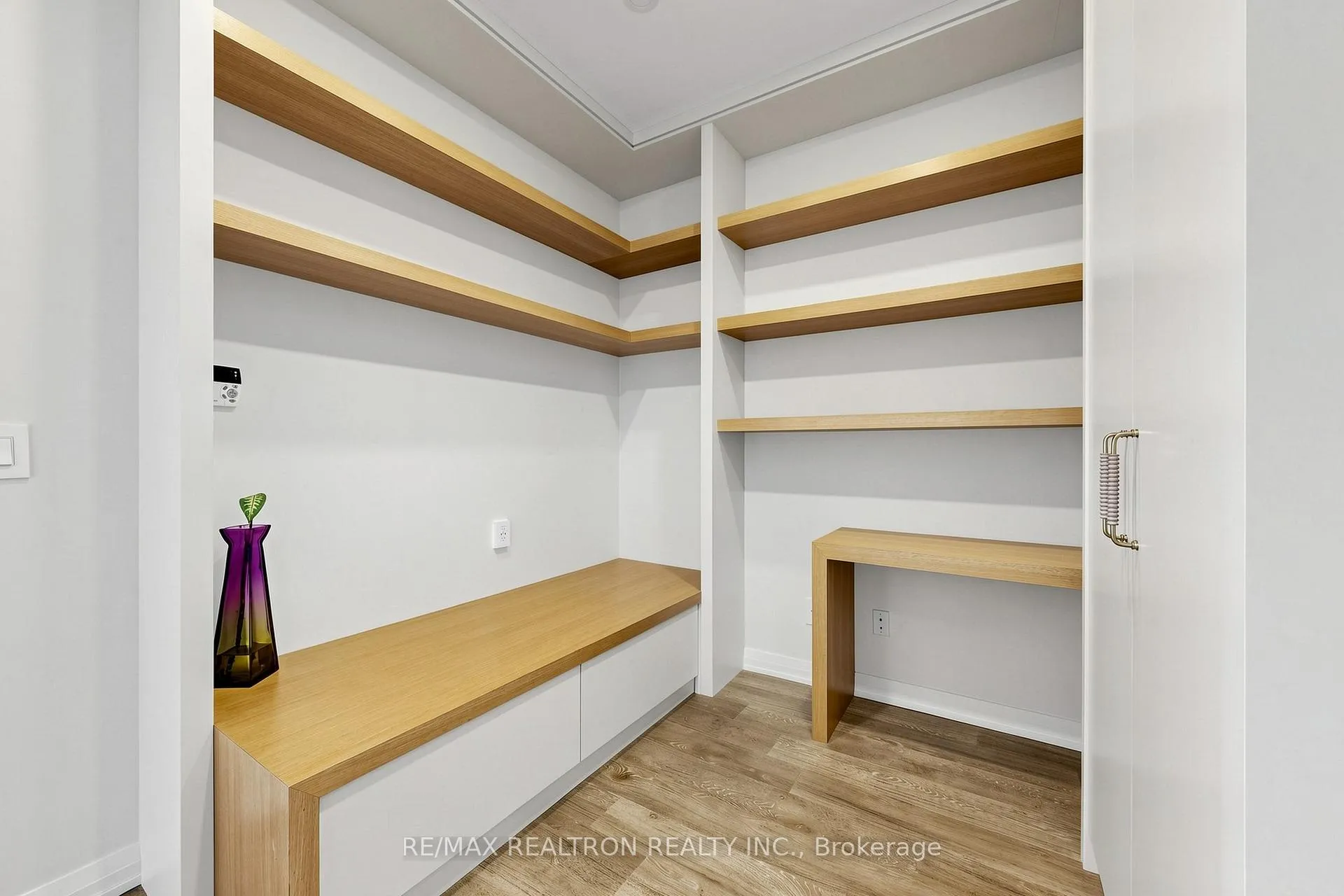 Photo 25 of Unit PH06, 65 Oneida Crescent, Richmond Hill, Langstaff — HOMEH