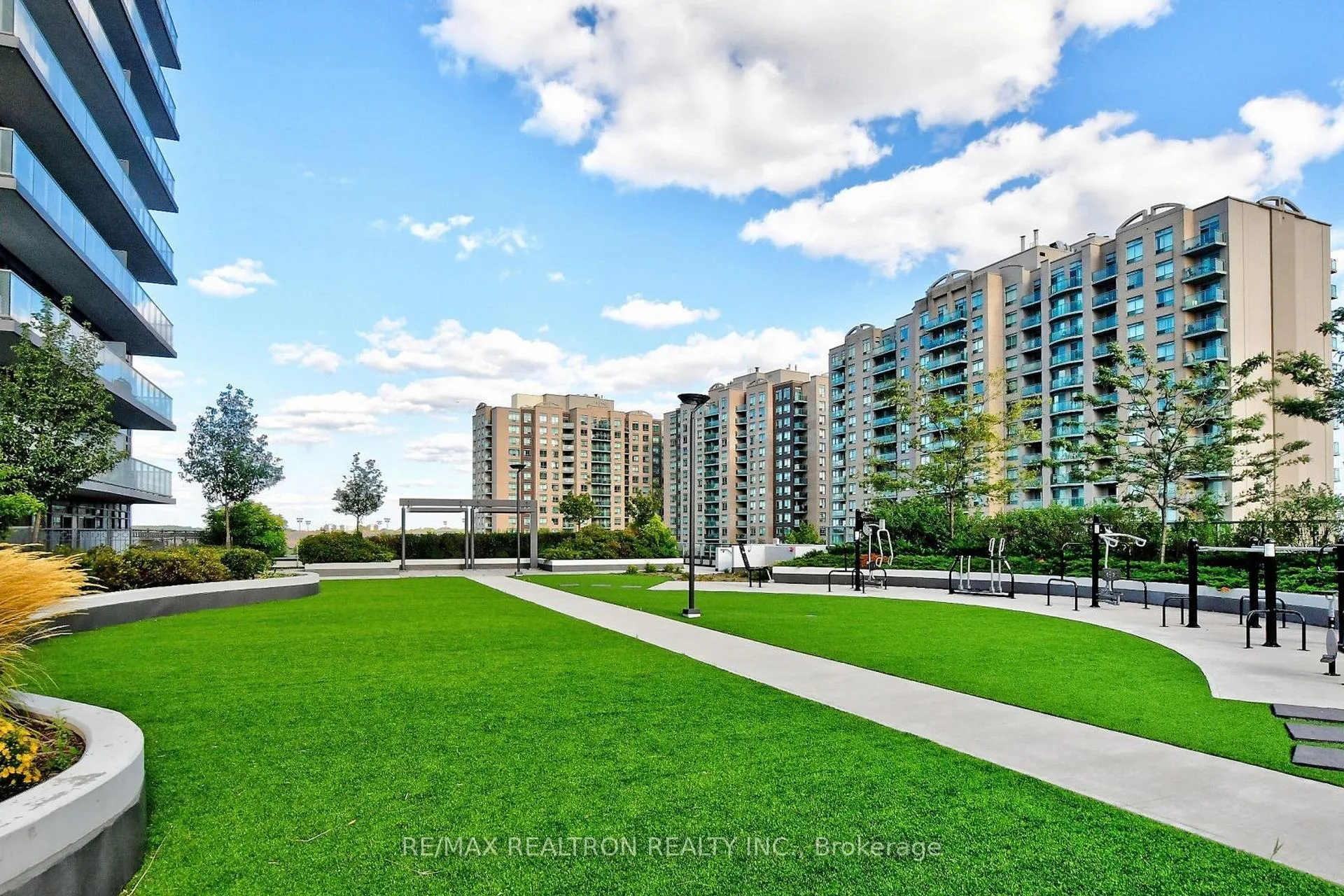 Photo 45 of Unit PH06, 65 Oneida Crescent, Richmond Hill, Langstaff — HOMEH