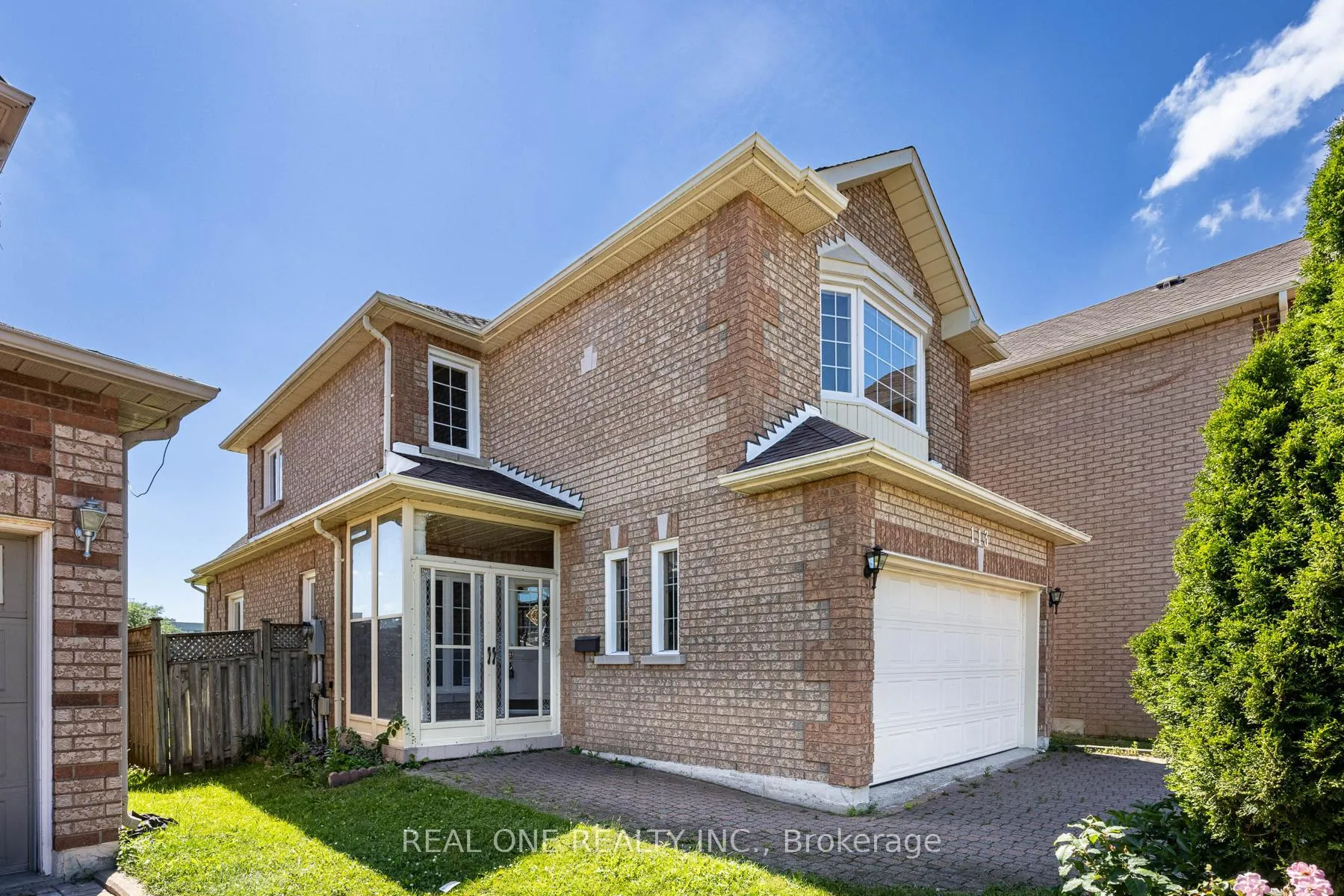 Photo 3 of 113 Milliken Meadows Drive, Markham, Milliken Mills West — HOMEH