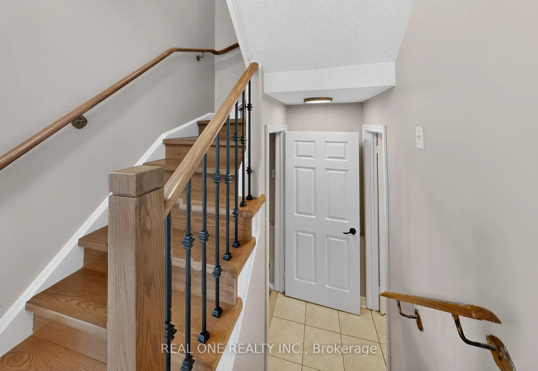 Photo 9 of 113 Milliken Meadows Drive, Markham, Milliken Mills West — HOMEH