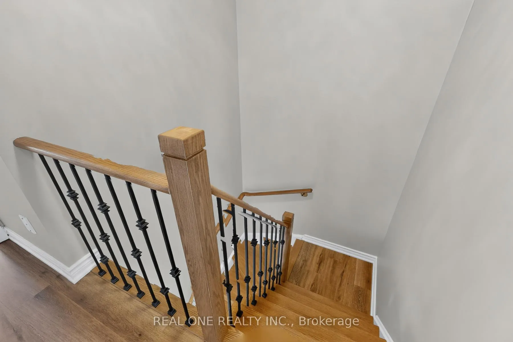 Photo 23 of 113 Milliken Meadows Drive, Markham, Milliken Mills West — HOMEH