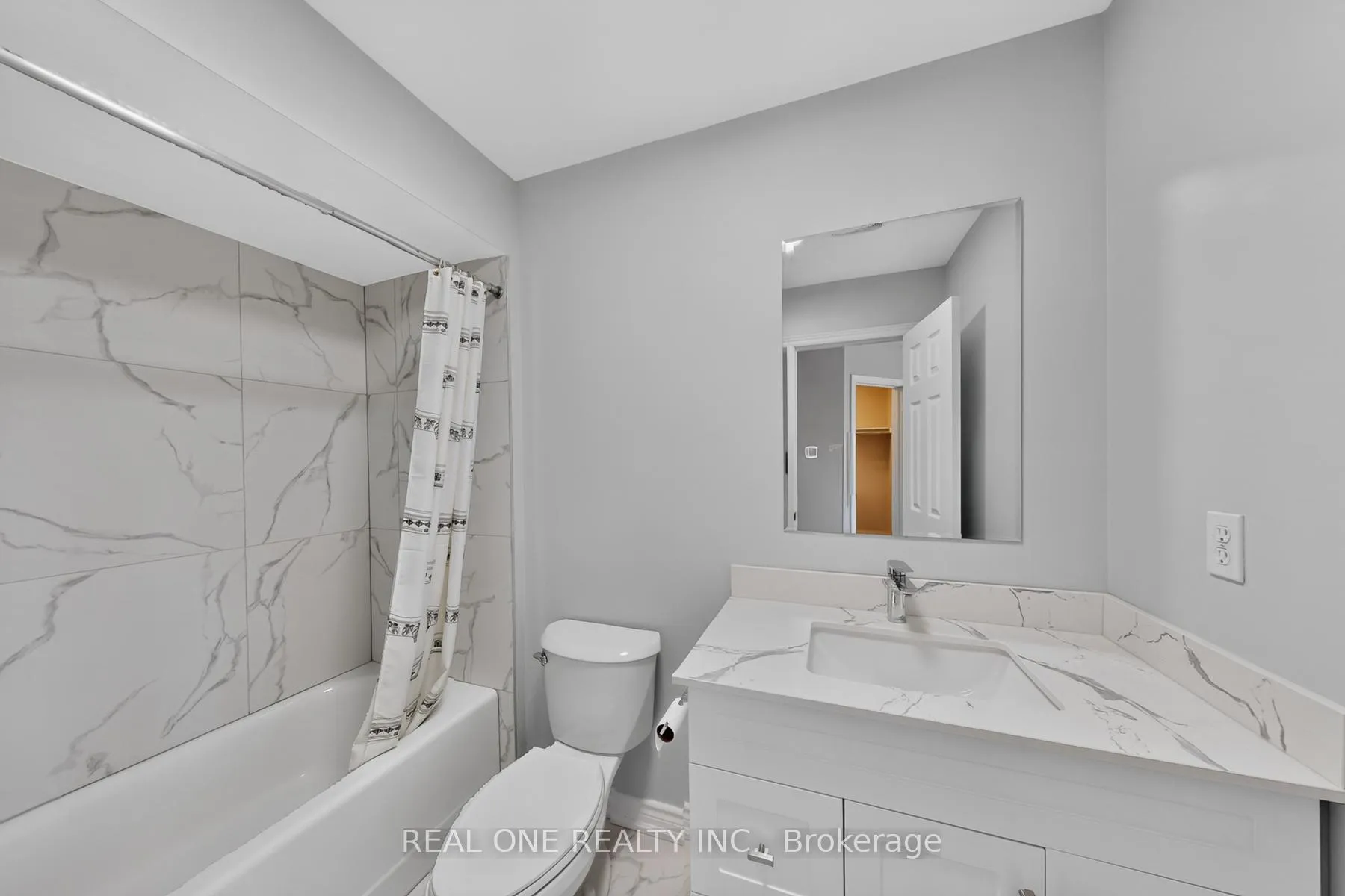 Photo 32 of 113 Milliken Meadows Drive, Markham, Milliken Mills West — HOMEH