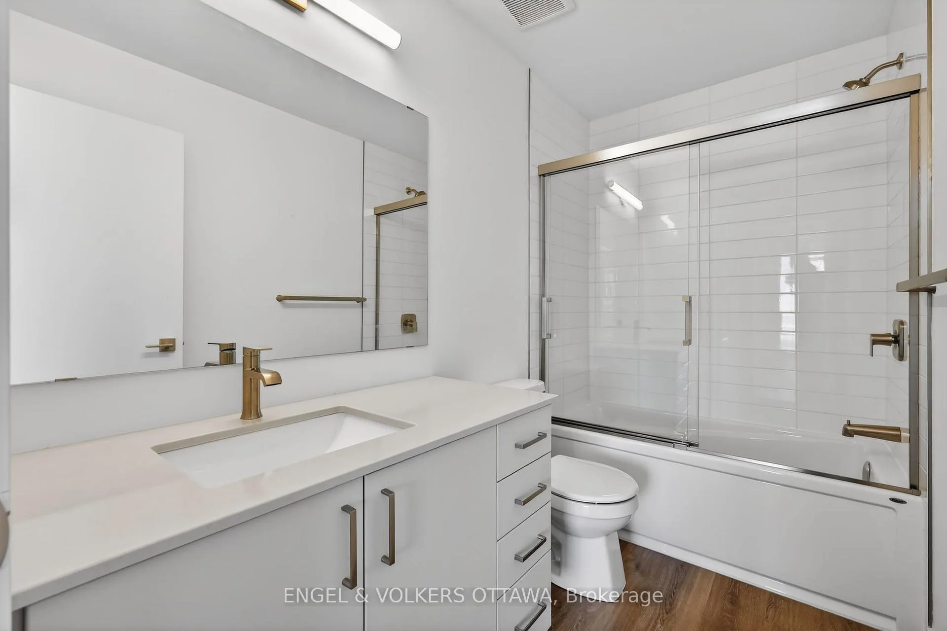 Photo 28 of 110 Stardust Private, Ottawa, Leitrim — HOMEH
