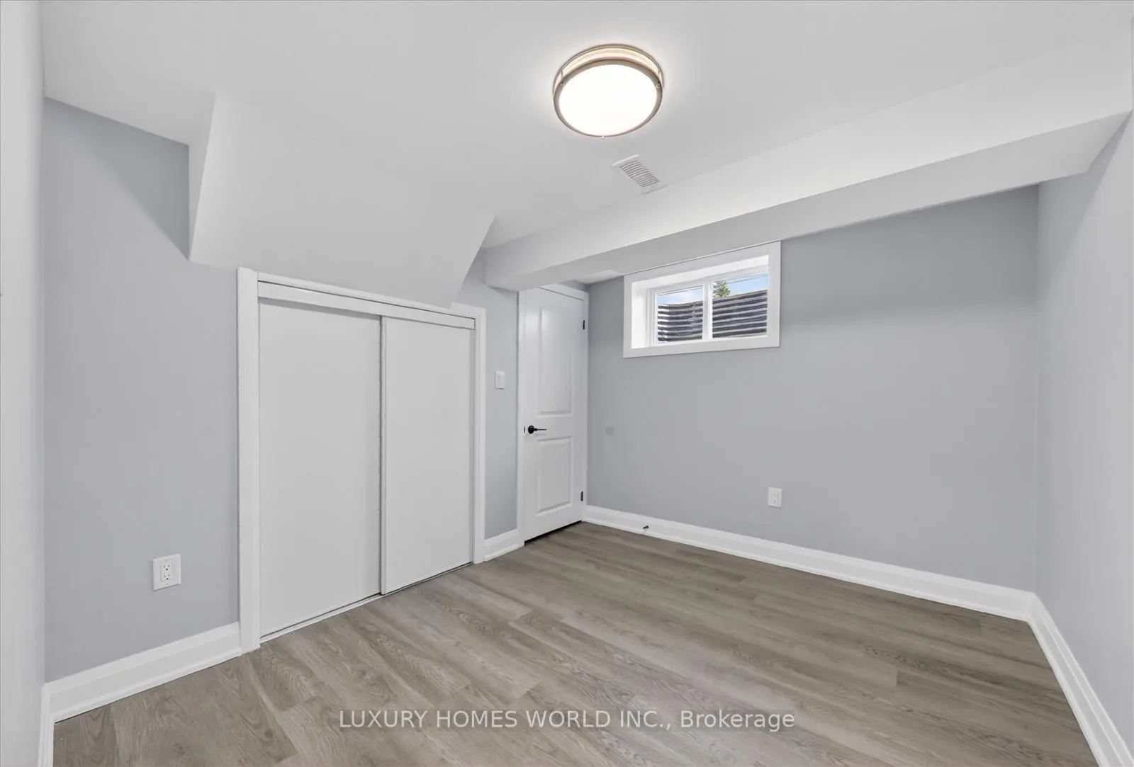Photo 30 of 64 Gatineau Street, Oshawa, Donevan — HOMEH