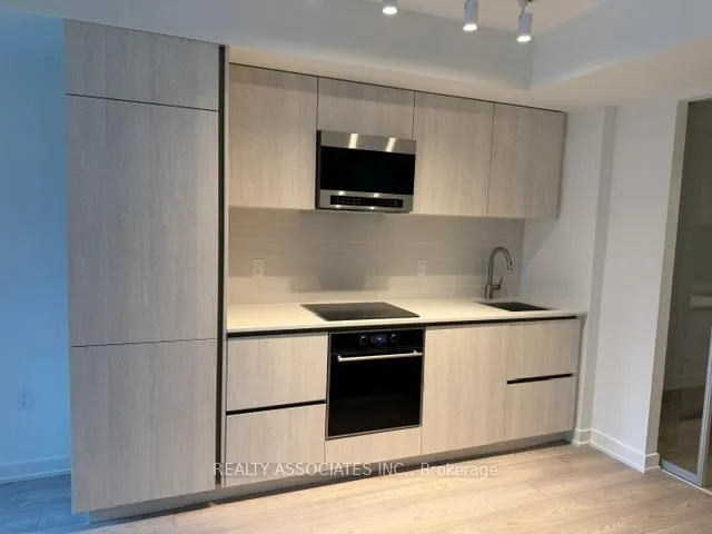 Photo 7 of Unit 321, 110 Broadway Avenue S, Toronto, Mount Pleasant West — HOMEH