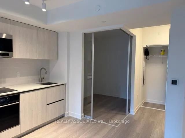 Photo 9 of Unit 321, 110 Broadway Avenue S, Toronto, Mount Pleasant West — HOMEH