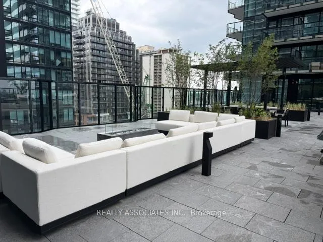 Photo 17 of Unit 321, 110 Broadway Avenue S, Toronto, Mount Pleasant West — HOMEH