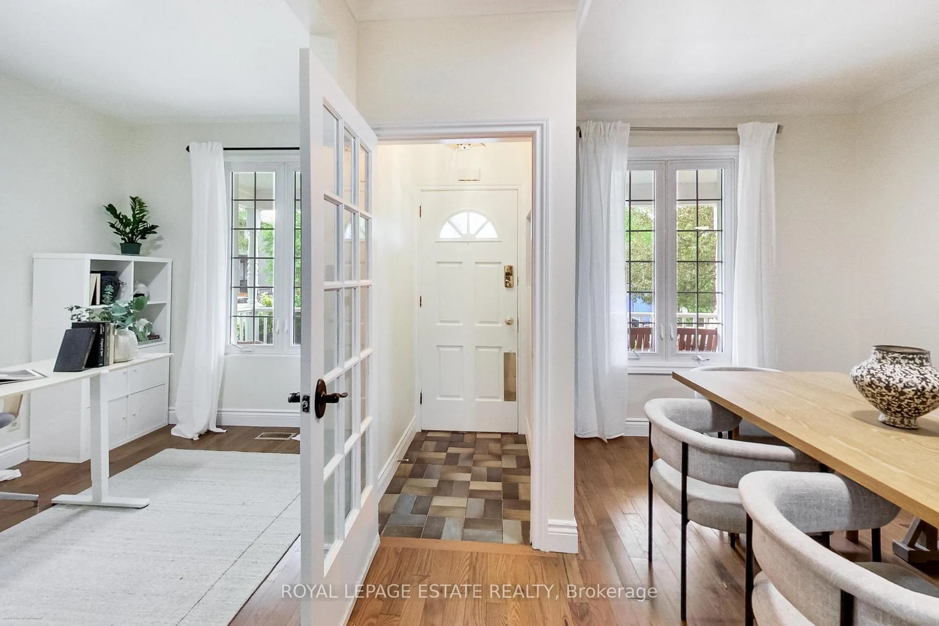 Photo 3 of 237 Glebemount Avenue, Toronto, Danforth Village-East York — HOMEH