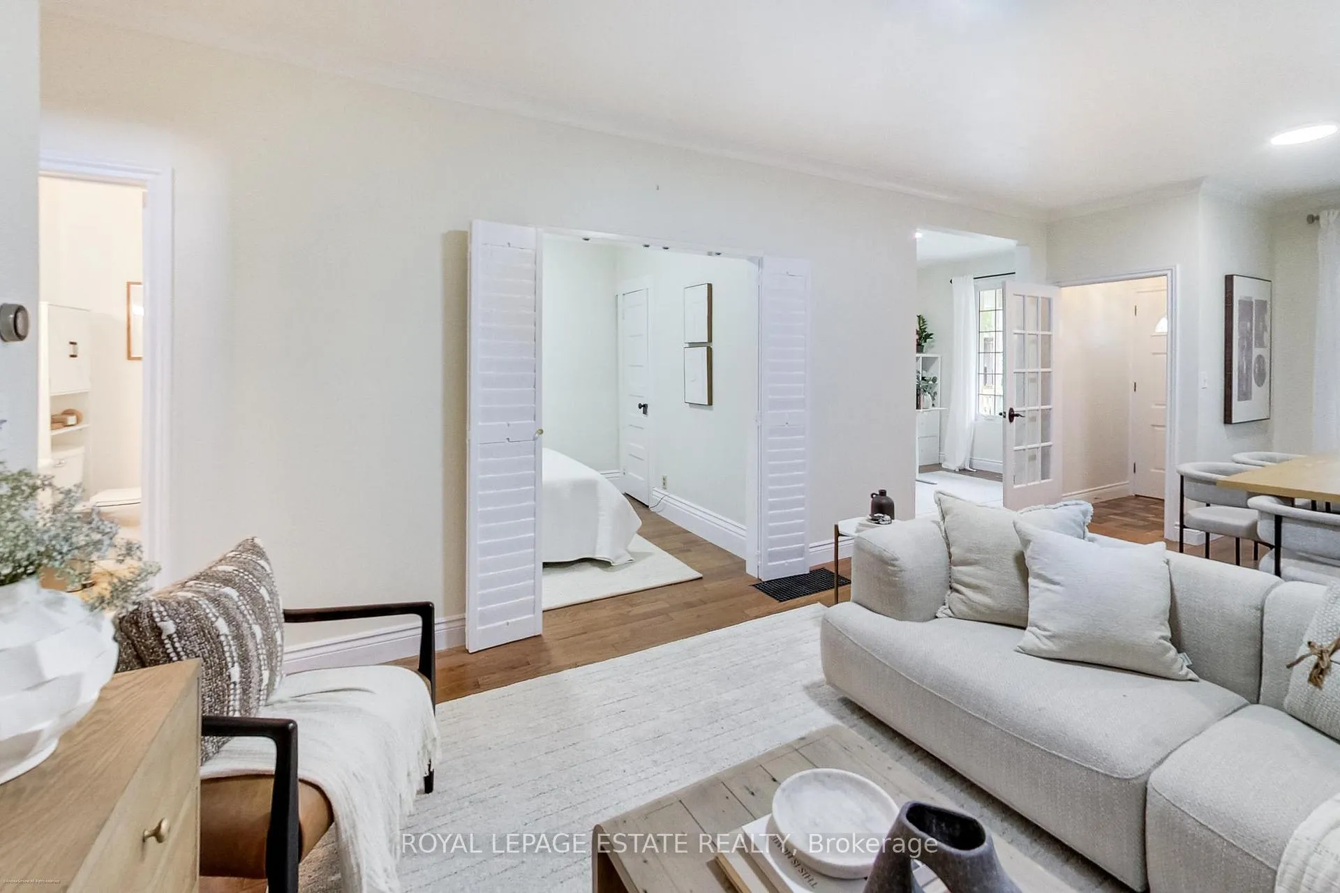 Photo 11 of 237 Glebemount Avenue, Toronto, Danforth Village-East York — HOMEH