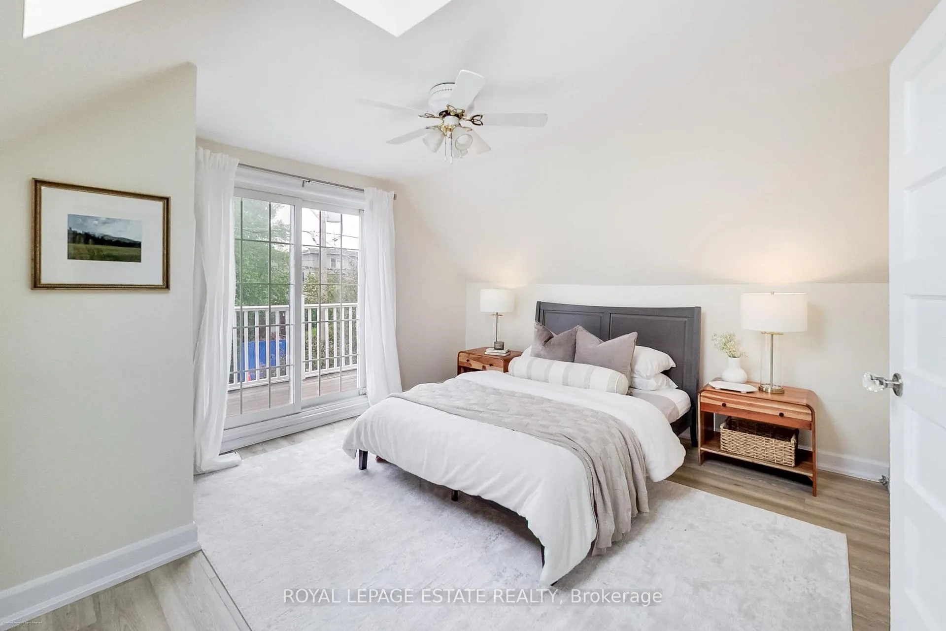 Photo 18 of 237 Glebemount Avenue, Toronto, Danforth Village-East York — HOMEH