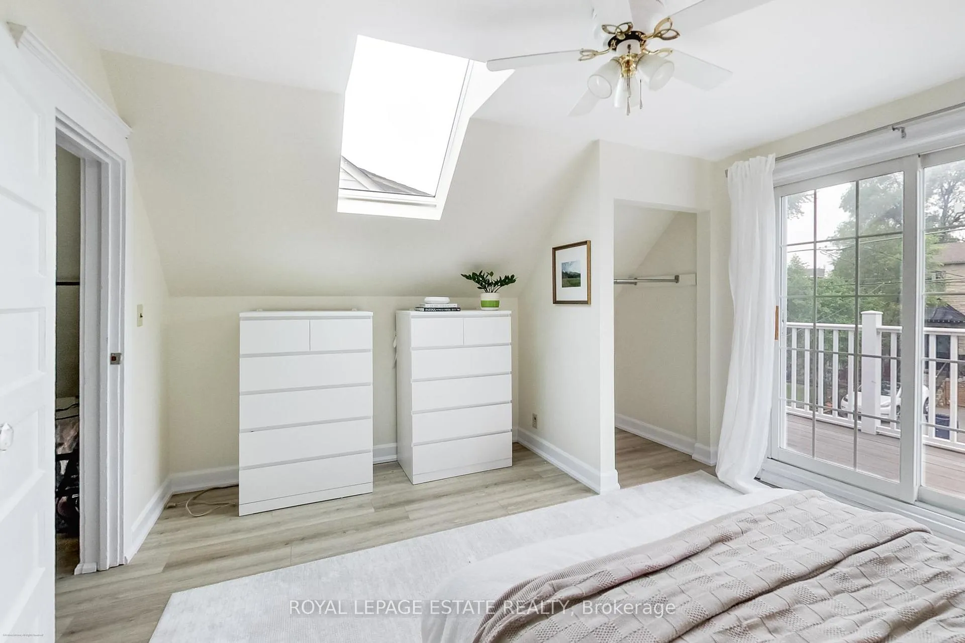 Photo 20 of 237 Glebemount Avenue, Toronto, Danforth Village-East York — HOMEH