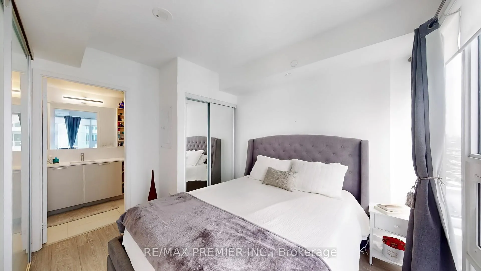 Photo 21 of Unit 3203, 19 Western Battery Road, Toronto, Niagara — HOMEH