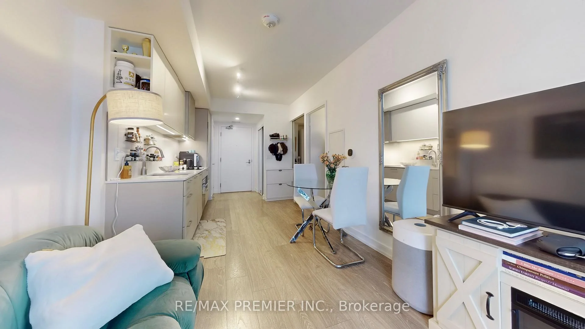 Photo 17 of Unit 3203, 19 Western Battery Road, Toronto, Niagara — HOMEH