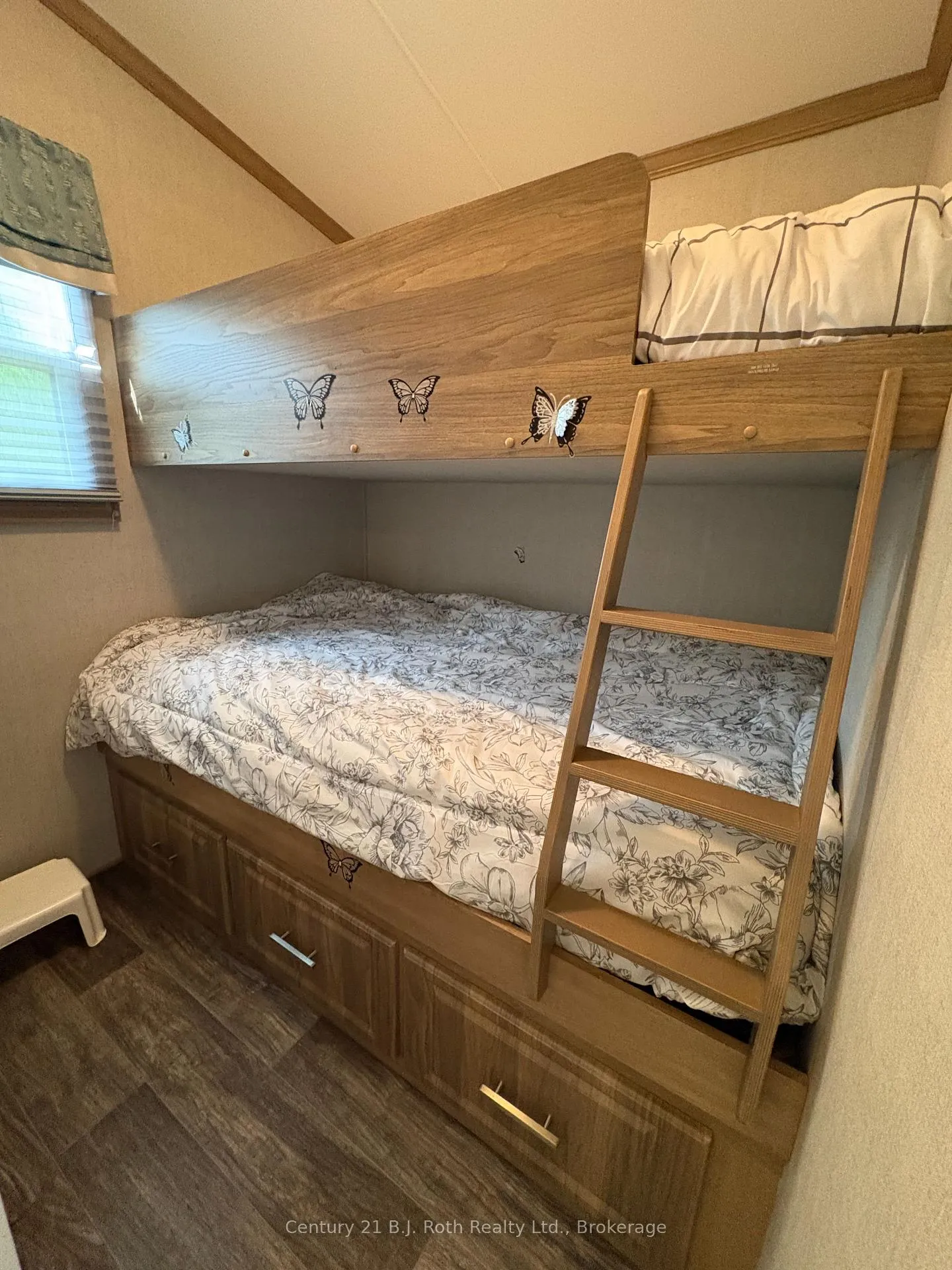 Photo 19 of Unit 10 MORCRK, 1336 Morrison Lake Road, Gravenhurst, Wood (Gravenhurst) — HOMEH
