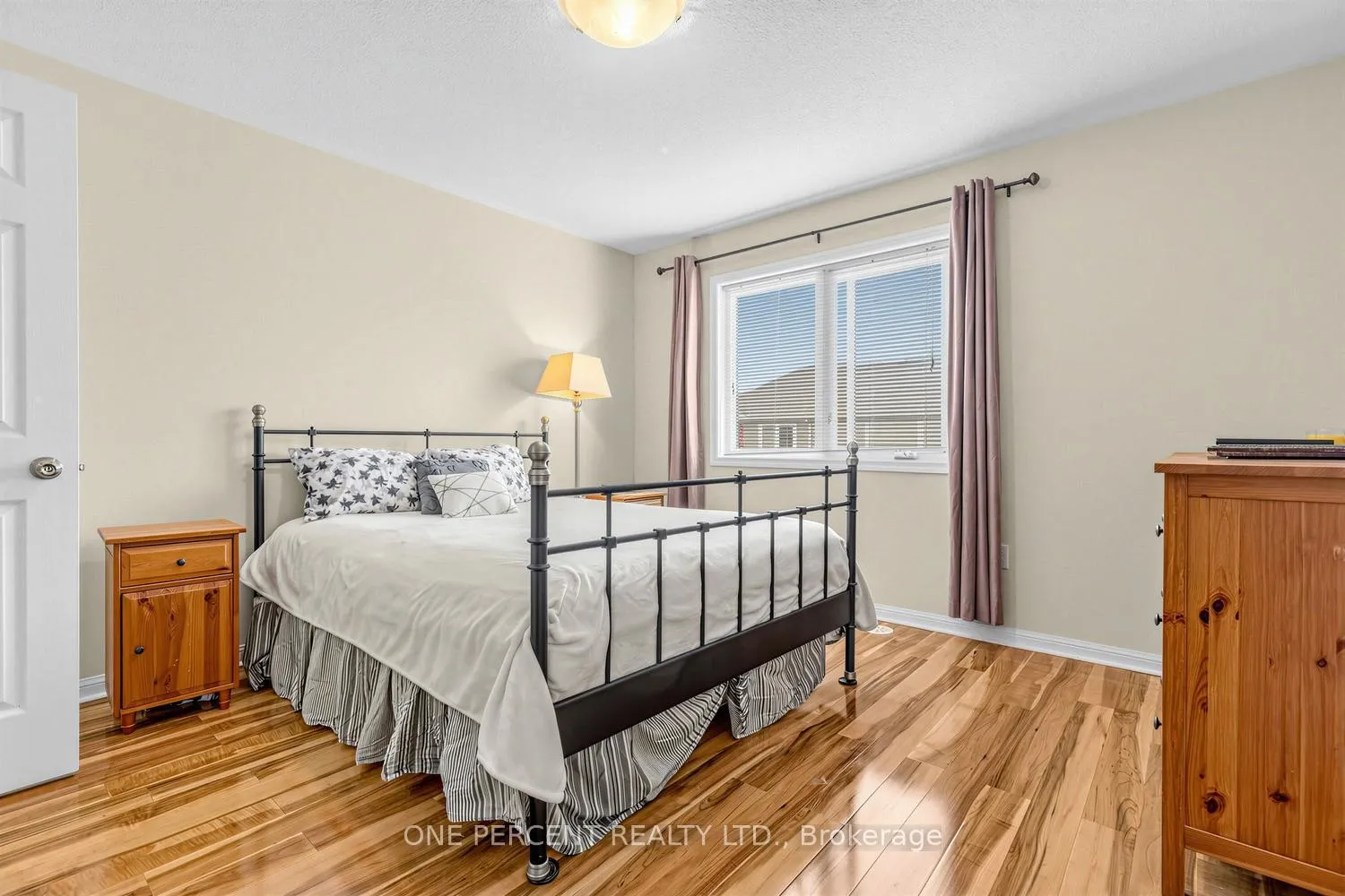 Photo 21 of 97 Bevington Road, Brampton, Northwest Brampton — HOMEH