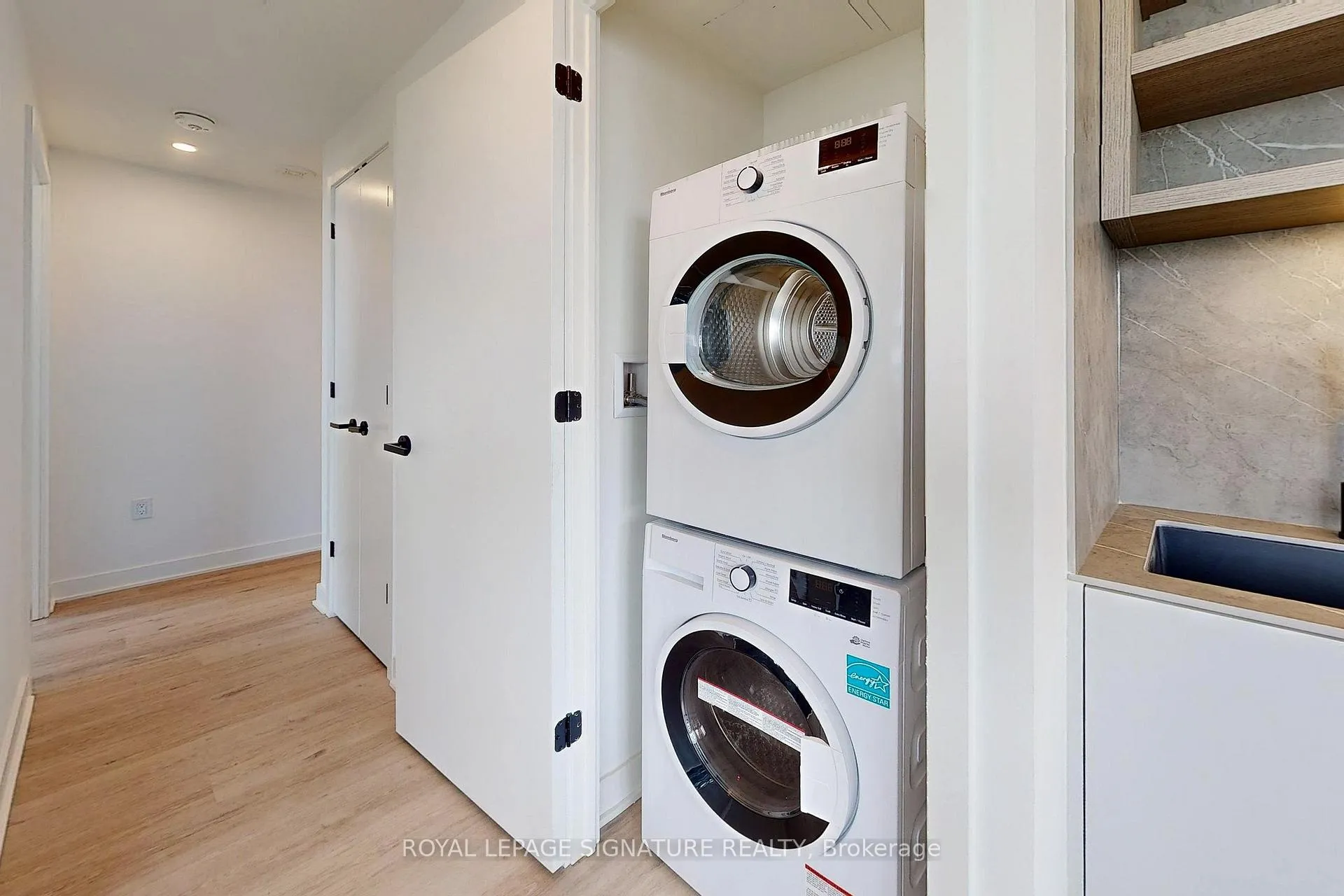 Photo 8 of Unit 3510, 55 Charles Street E, Toronto, Church-Yonge Corridor — HOMEH