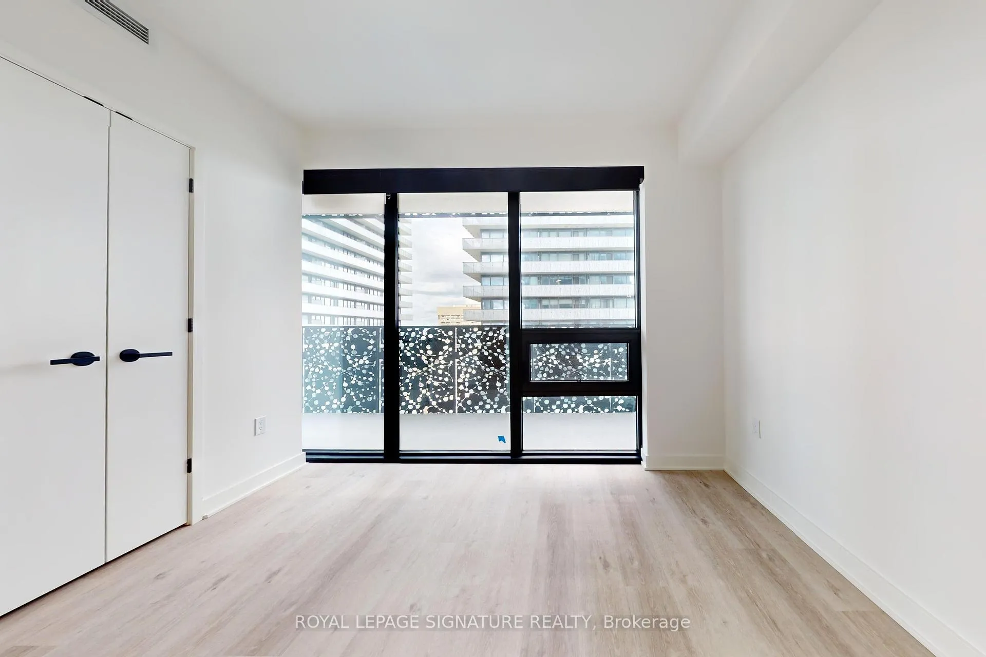 Photo 9 of Unit 3510, 55 Charles Street E, Toronto, Church-Yonge Corridor — HOMEH