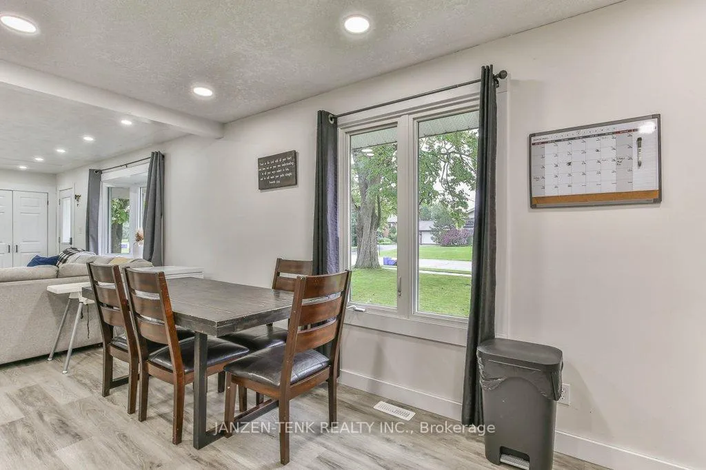 Photo 15 of 11793 Springfield Road, Malahide, Springfield — HOMEH