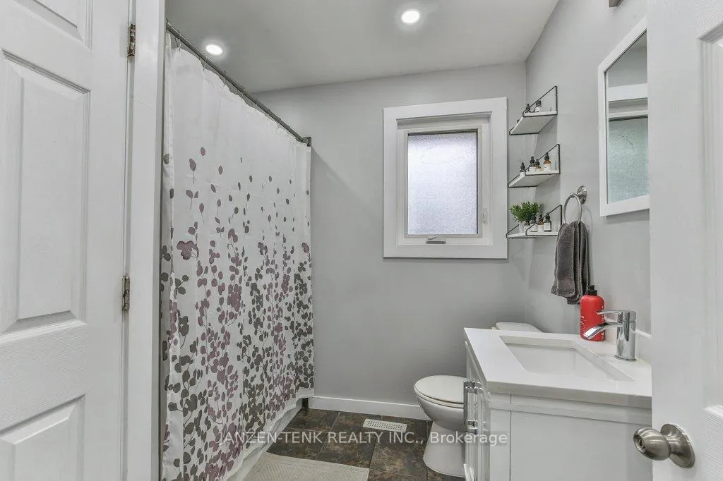 Photo 23 of 11793 Springfield Road, Malahide, Springfield — HOMEH