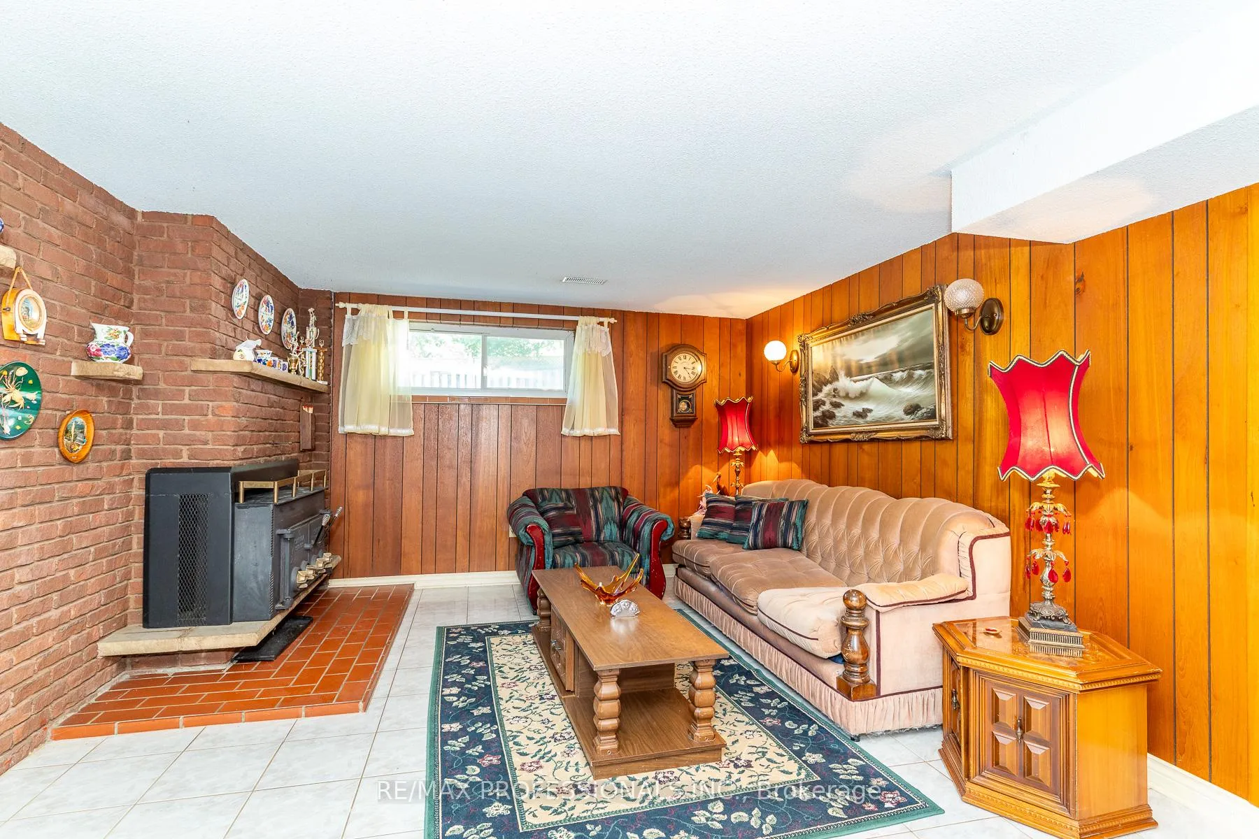 Photo 18 of 64 Ikley Road, North York, York University Heights — HOMEH