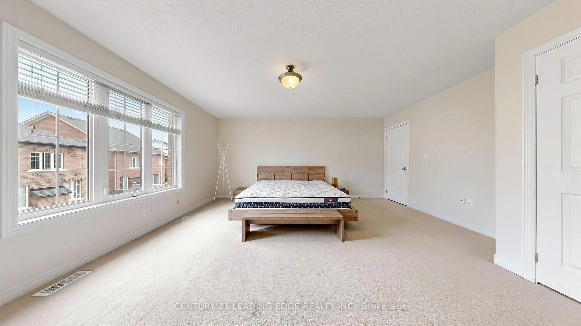 Photo 26 of 72 Staglin Court, Markham, Cathedraltown — HOMEH
