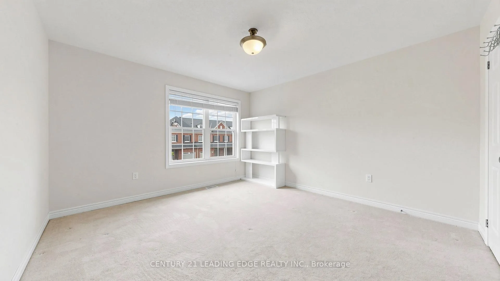 Photo 38 of 72 Staglin Court, Markham, Cathedraltown — HOMEH