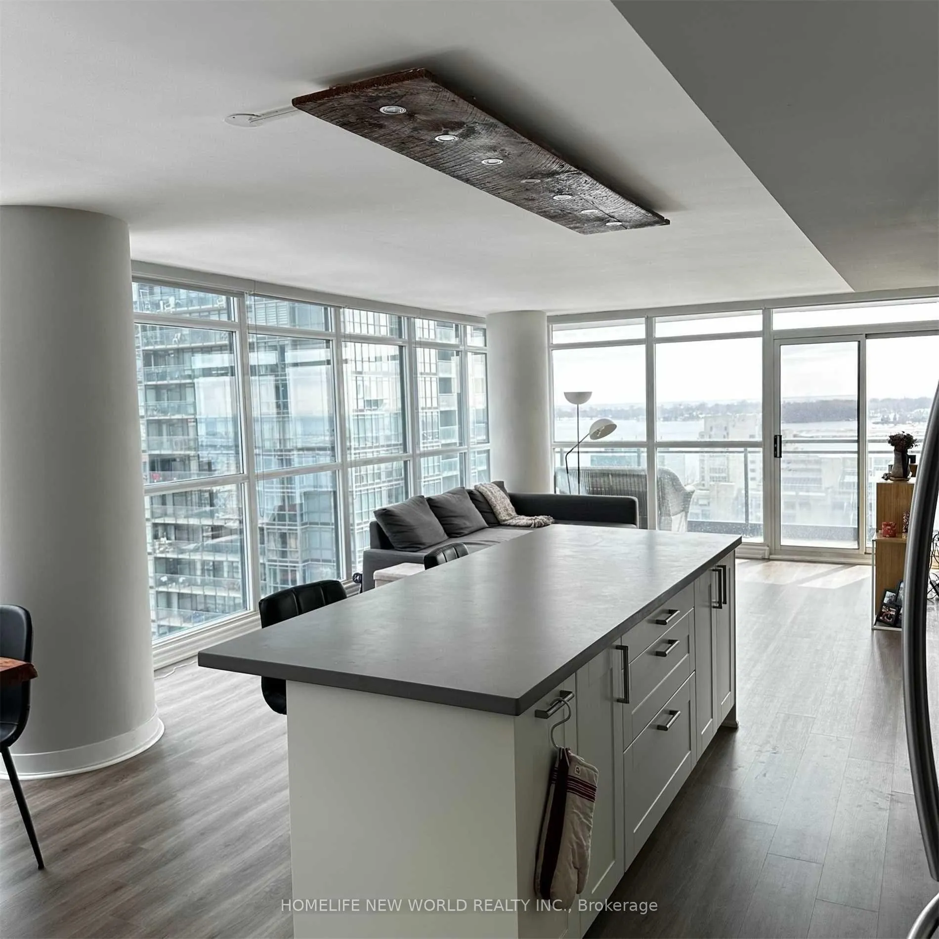 Photo 7 of Unit 1603, 8 Telegram Mews, Toronto, Waterfront Communities — HOMEH
