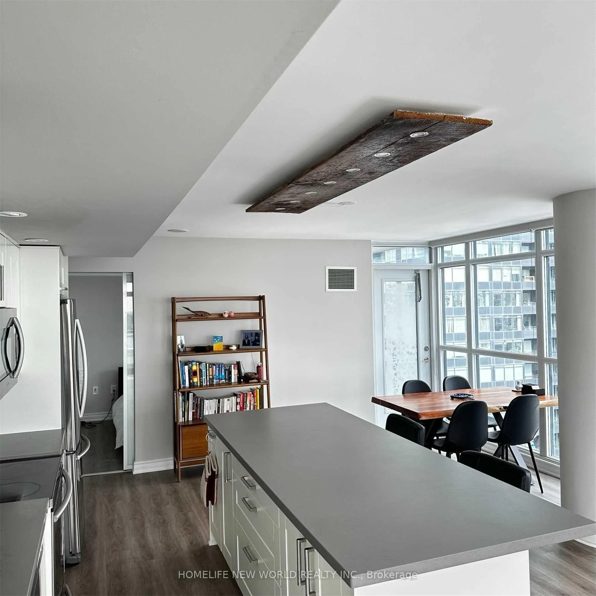 Photo 8 of Unit 1603, 8 Telegram Mews, Toronto, Waterfront Communities — HOMEH