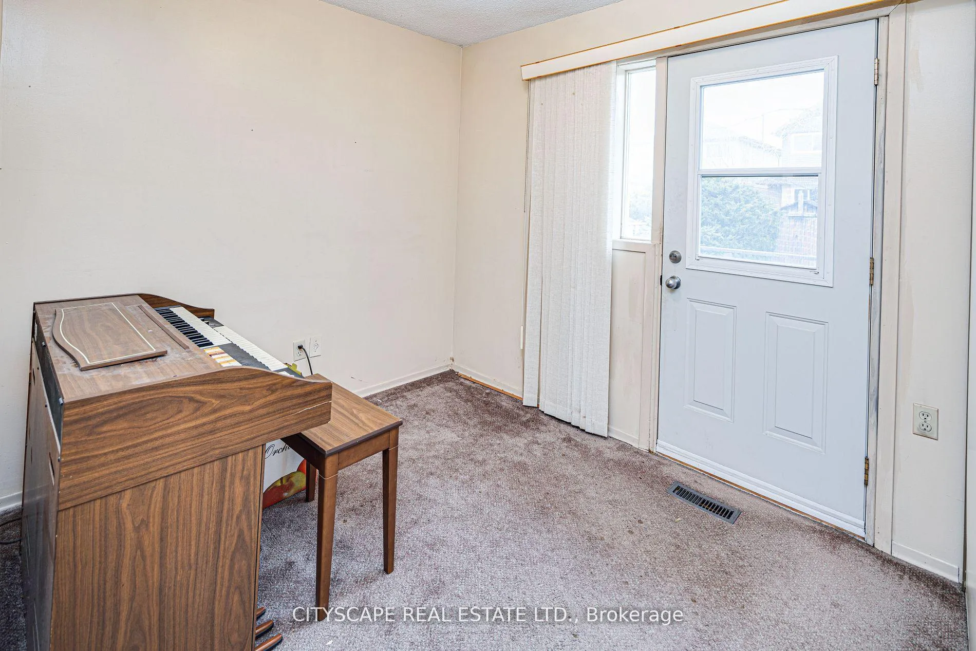 Photo 18 of 66 Vodden Street W, Brampton, Brampton West — HOMEH