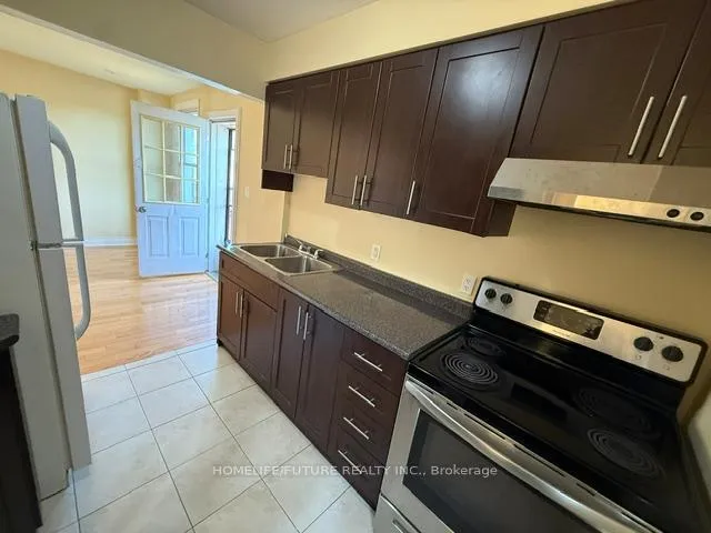 Photo 6 of 346 Eulalie Avenue, Oshawa, Central — HOMEH
