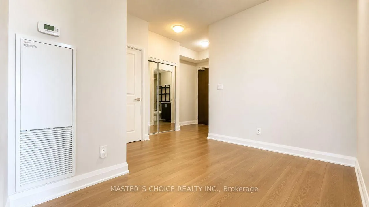 Photo 6 of Unit 2732, 7161 Yonge Street, Markham, Thornhill — HOMEH