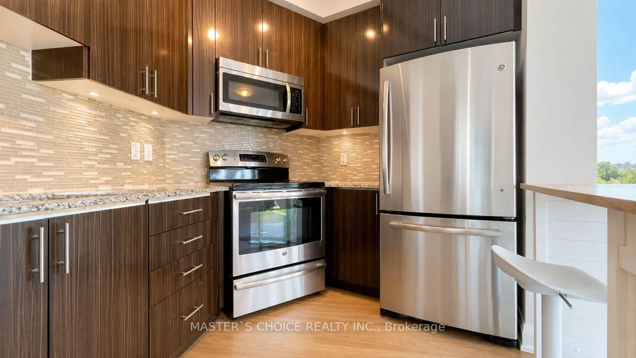 Photo 8 of Unit 2732, 7161 Yonge Street, Markham, Thornhill — HOMEH