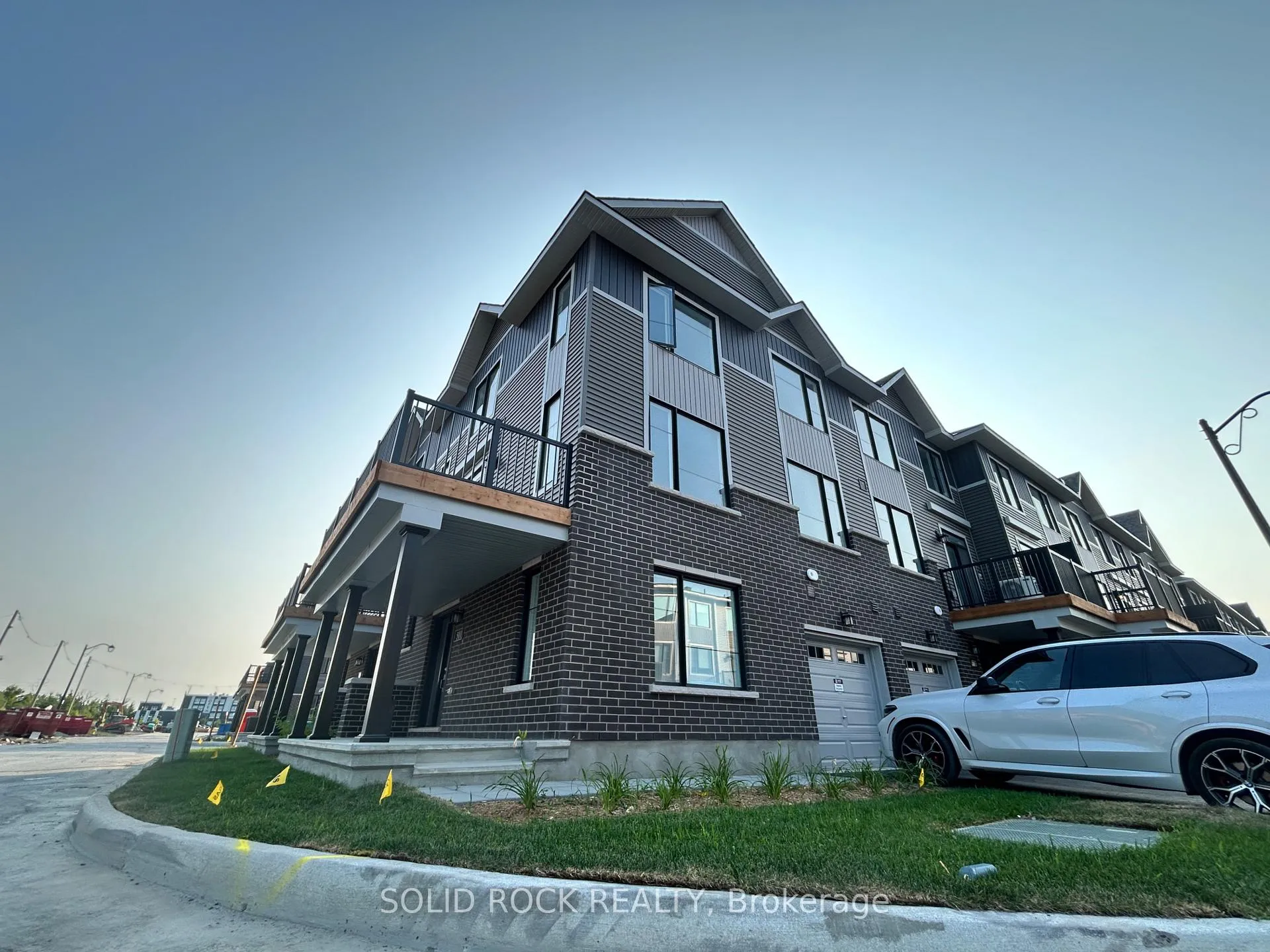 Photo 2 of 501 Woodlily Private, Ottawa, Kanata - Kanata Lakes/Heritage Hills — HOMEH