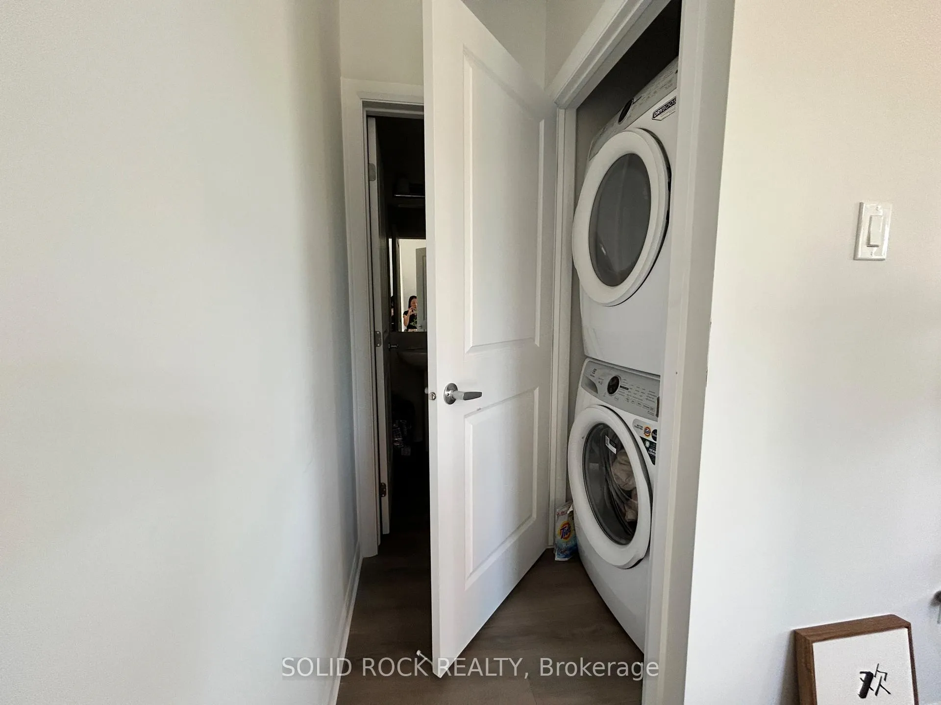 Photo 10 of 501 Woodlily Private, Ottawa, Kanata - Kanata Lakes/Heritage Hills — HOMEH