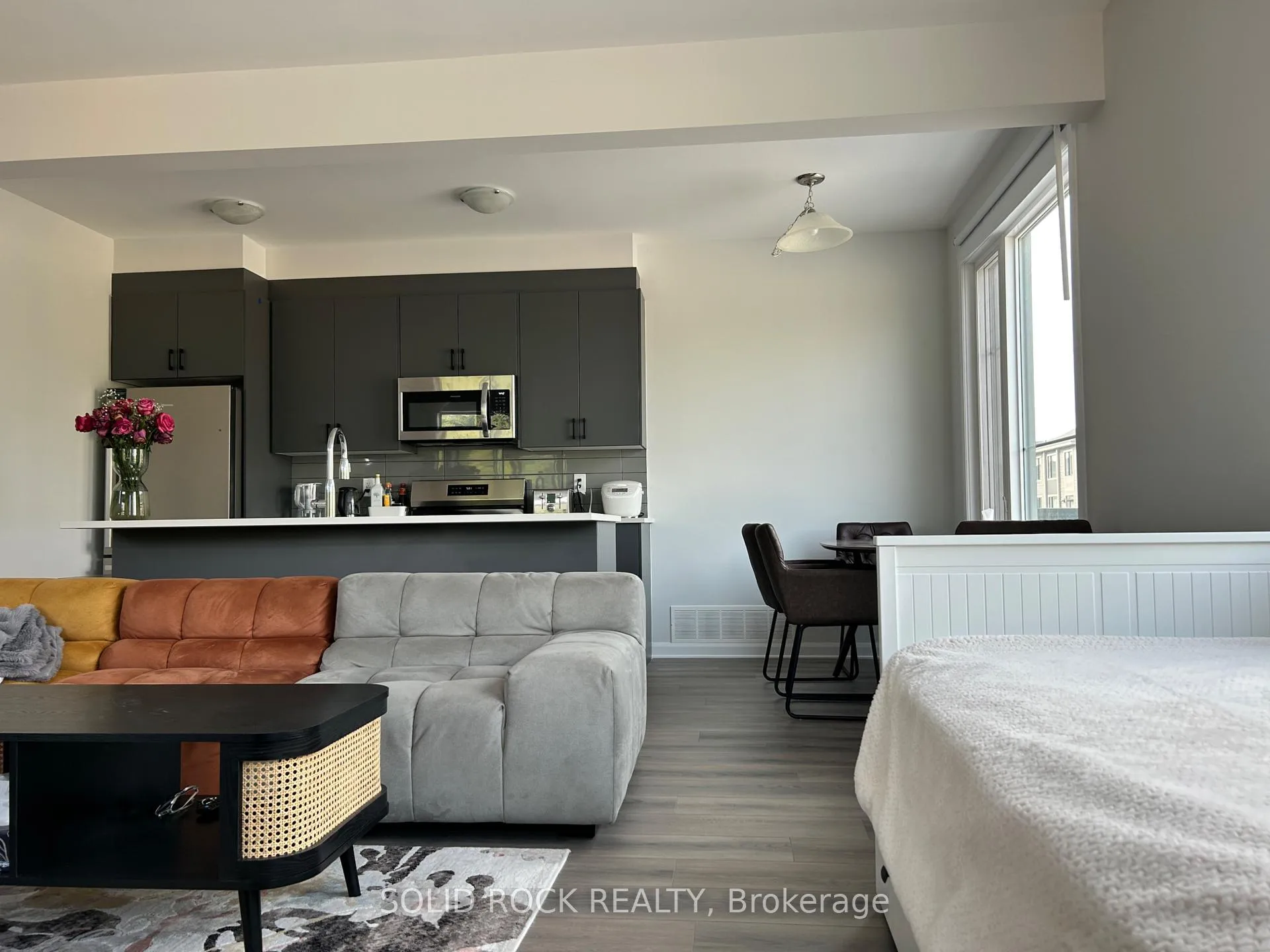 Photo 15 of 501 Woodlily Private, Ottawa, Kanata - Kanata Lakes/Heritage Hills — HOMEH