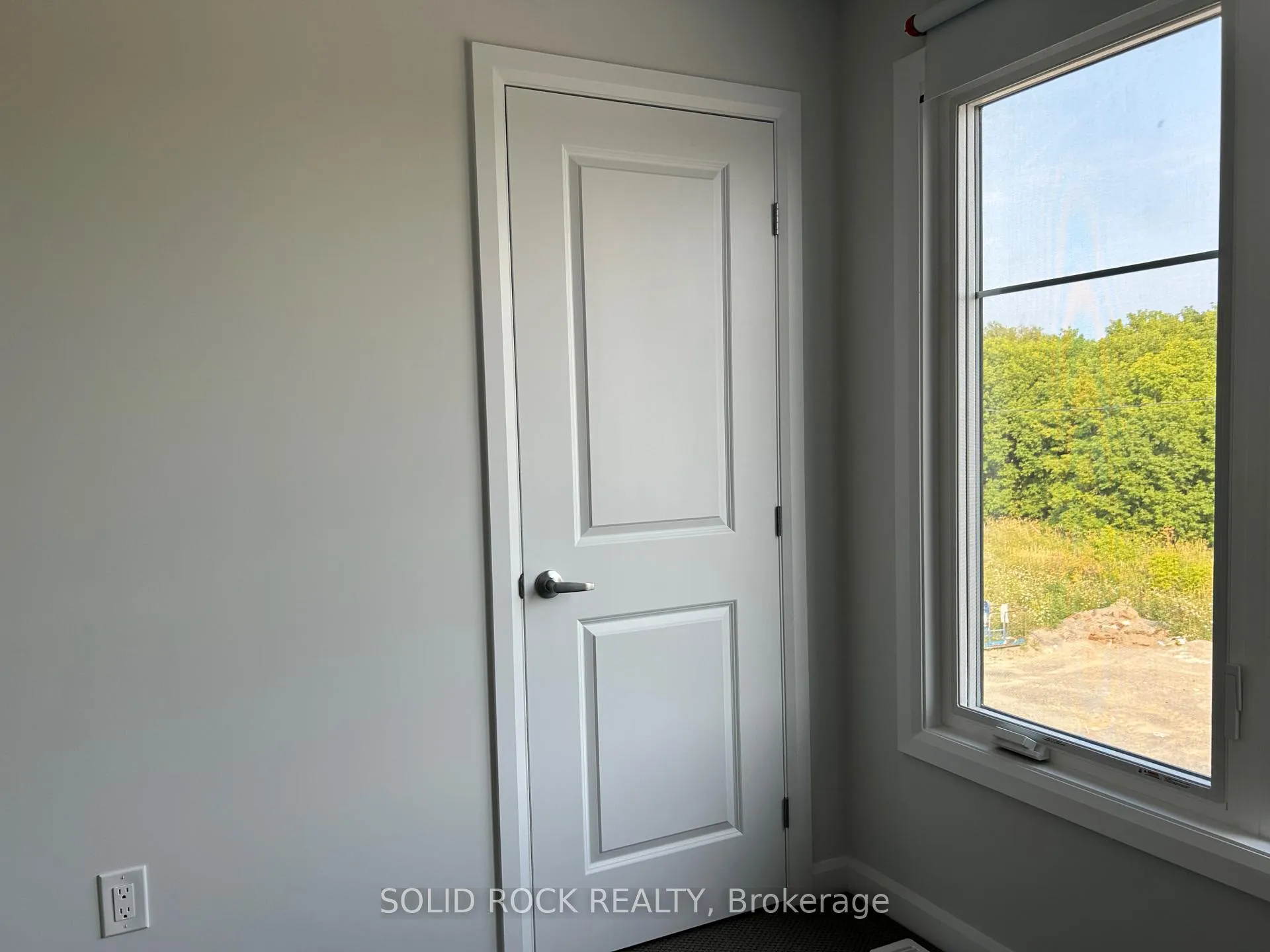 Photo 32 of 501 Woodlily Private, Ottawa, Kanata - Kanata Lakes/Heritage Hills — HOMEH