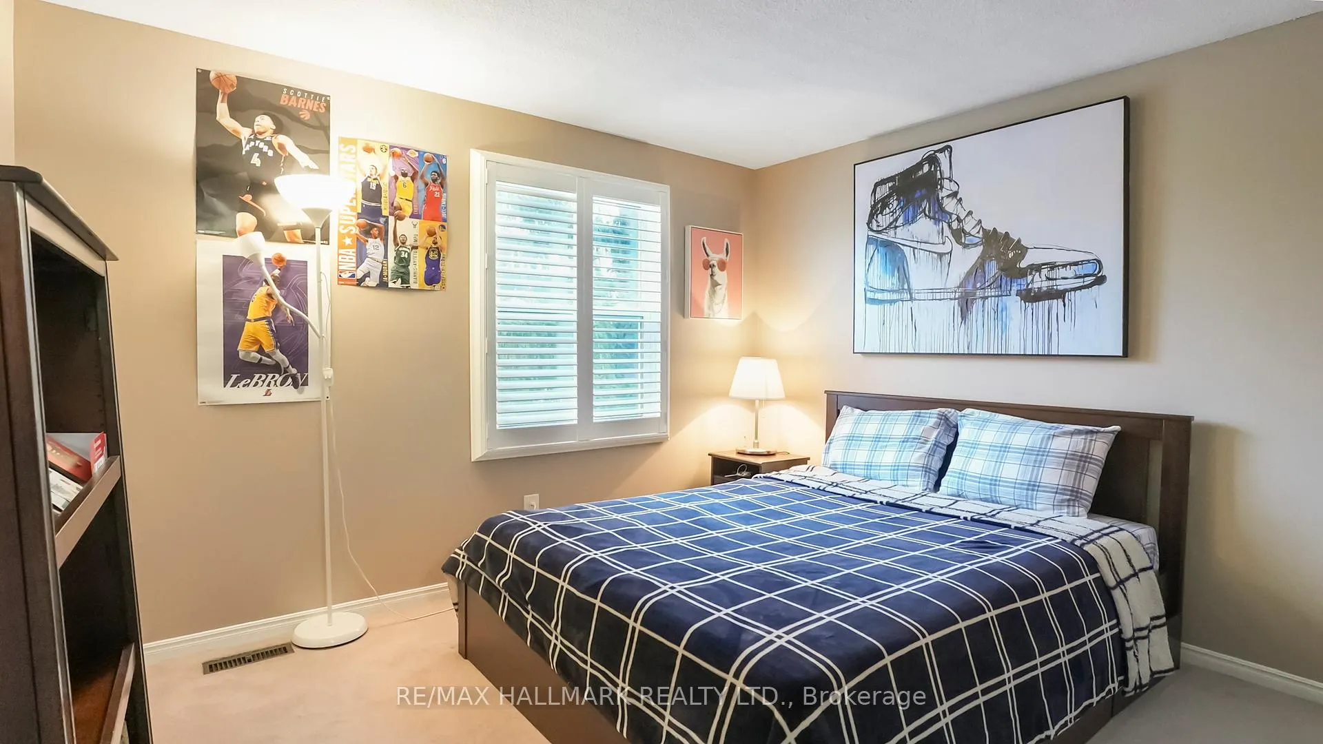 Photo 18 of 22 Avondale Crescent, Aurora, Aurora Village — HOMEH